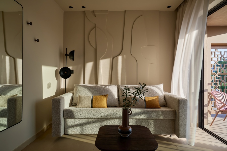 Luxury Suite with heated Jacuzzi & Panoramic view-2