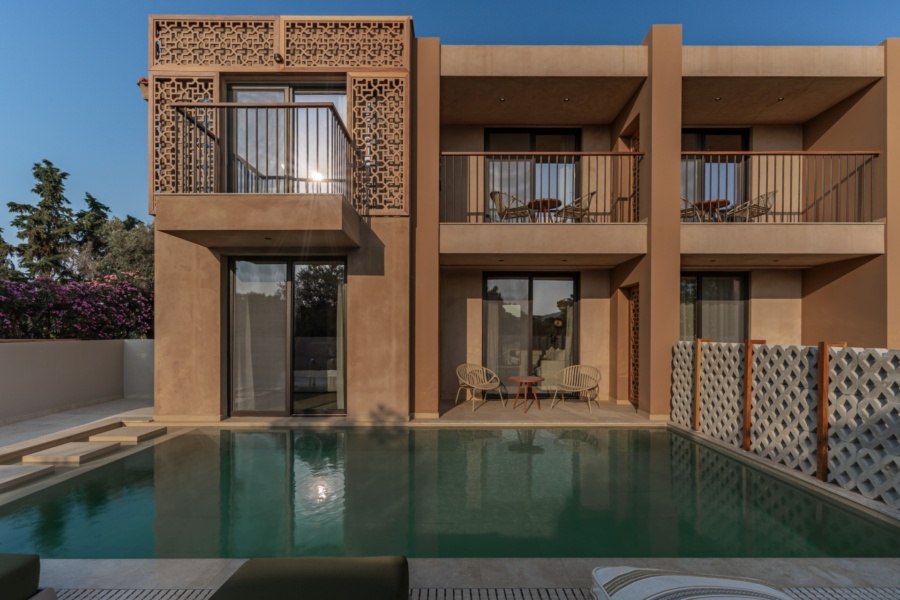 Luxury Suite with heated private pool