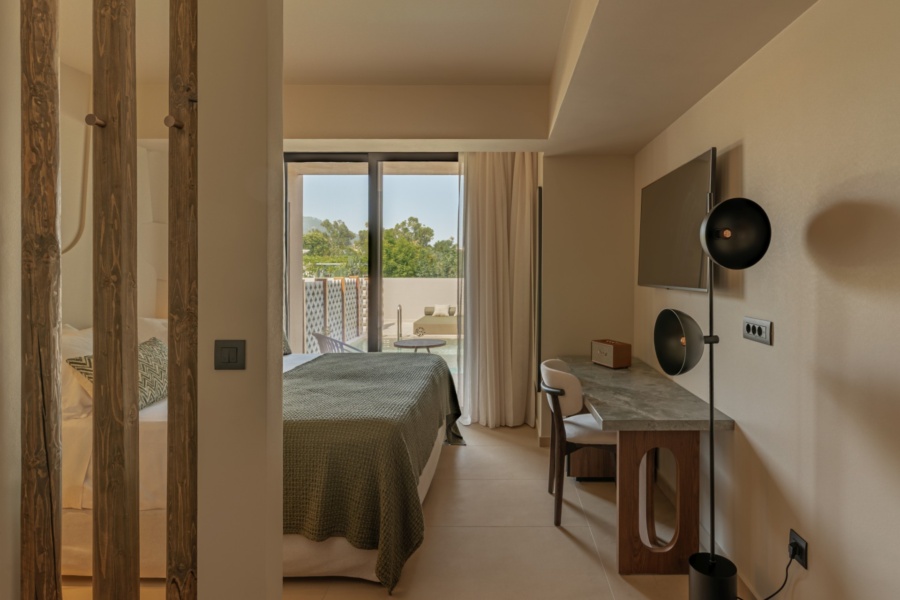 Superior Double/Twin rooms with heated private pool