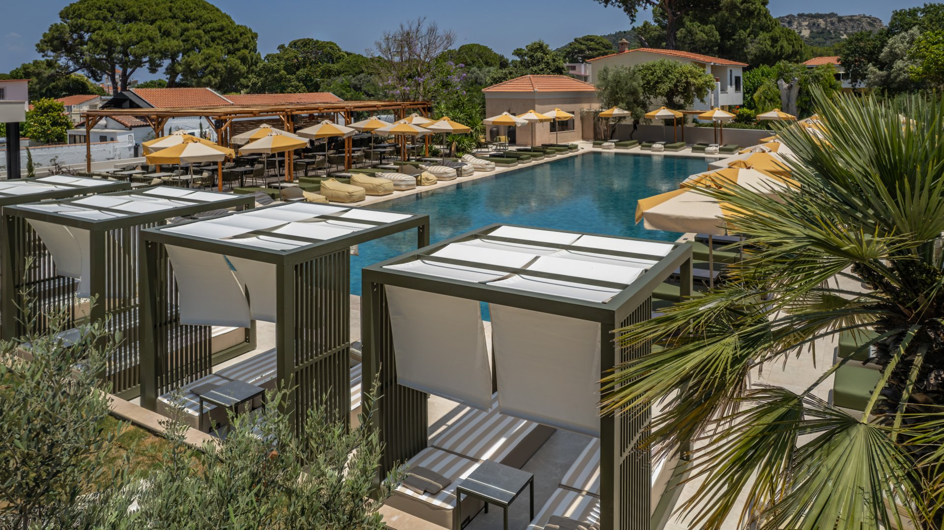 Main_pool